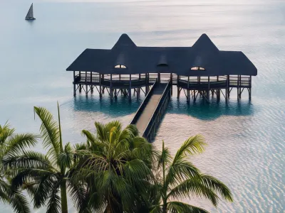 Delta Hotels Dar es Salaam Các khách sạn gần Palm Beach