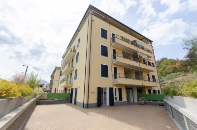 Joivy Flat with Terrace & Parking