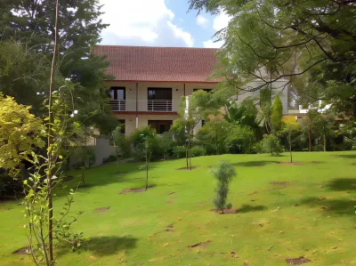 Sandton Lodge Rivonia Hotel in zona Peacemakers Museum