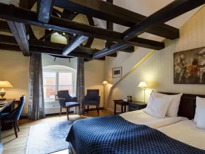 Mayfair Hotel Tunneln