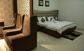 Hotel Aroma Inn - Housity