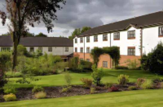 Best Western Plus Ullesthorpe Court Hotel  Golf Club Hôtels à : 