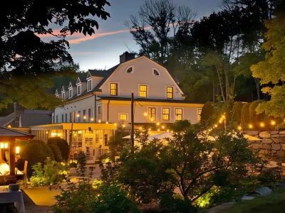 Bedford Post Inn Hotels in Holiday Inn Mt. Kisco (Westchester County)