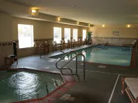 Hampton Inn & Suites Davenport Hotels in Bettendorf