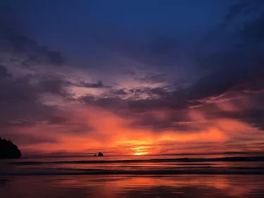 รูปภาพของลองบีช เกาะพยาม