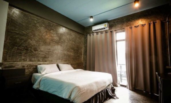 Pornsiri Hotel Sisaket - Housity