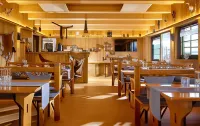 Parkhotel Weiskirchen - breakfast