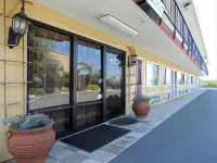 Lotus of Lompoc - A Great Hospitality Inn Hotels in Lompoc