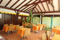 Hotel la Maison Creole - breakfast