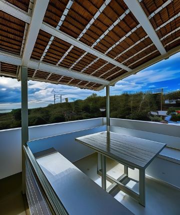 1. 퍼시픽 코스트 ..