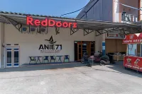 OYO 1335 Anie 71 Residence - 2-Star