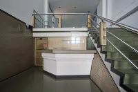 RedDoorz Plus Near Jakarta Kota Station Các khách sạn ở Tây Jakarta