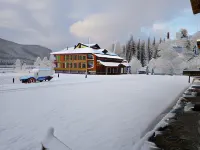 Алтын-Кёль Отели в г. 