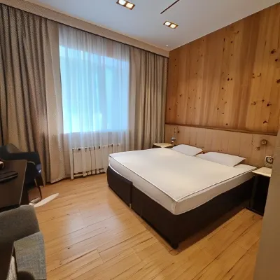 Hotel Postoyaly Dvor