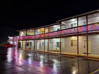 Ocean Suites Motel Hotels in Smith River