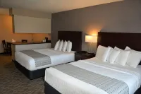 FairBridge Inn & Suites DuPont - Parkplatz