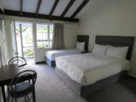 Grandeur Thermal Spa Resort Hotels in Taupo