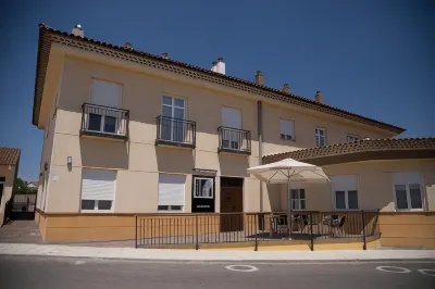 Hostal Pradaria Asador & Alojamiento فنادق في Arcas