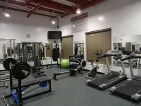 Ramada by Wyndham Emerald Park/Regina East - Gym