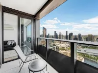 Pars Apartments - Melbourne Quarter- Unique View of City and Yarra - Ocean View