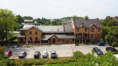 Tri Kota Hotel in zona Cremlino di Velikij Novgorod