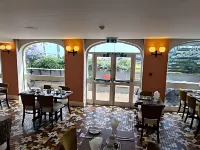 The Empress Hotel Hotels in Douglas