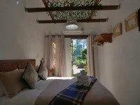 Autumn Breeze Manor Guest House Hotels in Graskop