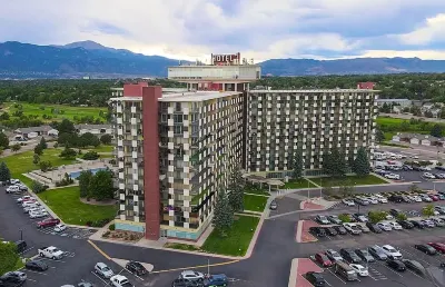 10th Floor Mountain Views! 48ft Balcony from Every Room Faces Pikes Peak!