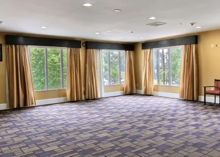 Quality Inn & Suites Greenville Near Downtown Отели в г. Джадсон