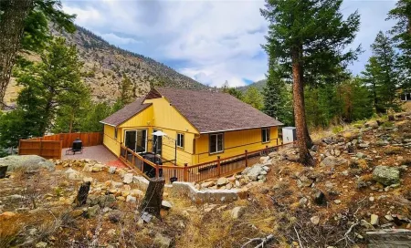 Tranquil Retreat: Your Perfect Family Getaway w/Infared Sauna