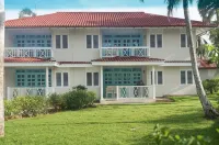 El Pelicano Apart-Hotel - parking
