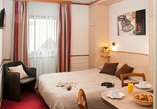 Hôtel Le Rapp | Hôtel piscine au cœur de Colmar Hôtels à : Colmar