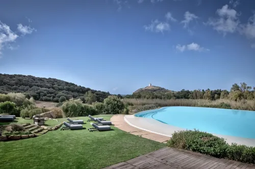 Veridia Resort Sardinia, A Member Of Radisson Individuals Hotel a Chia