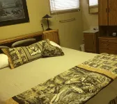 Fox n Fireweed Cabins Hotels in Tok