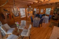 Elliott House Boutique Inn