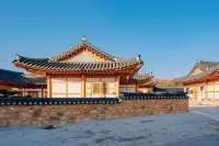 Iksan Mureungdowon Hotels in Iksan