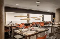 Hotel Madanis Liceo