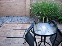 Parkway Motel Hotels in Queanbeyan