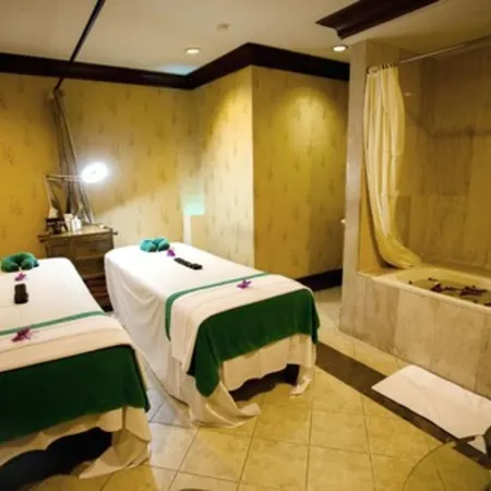 Menara Peninsula Hotel