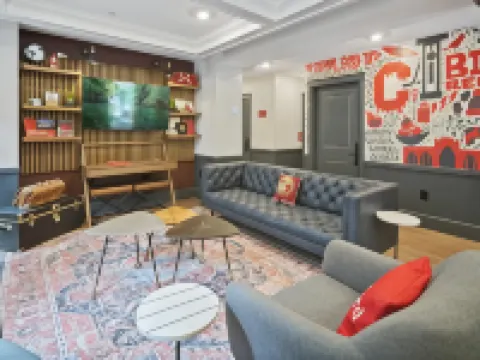 ザ ドーム ホテル イサカのホテル