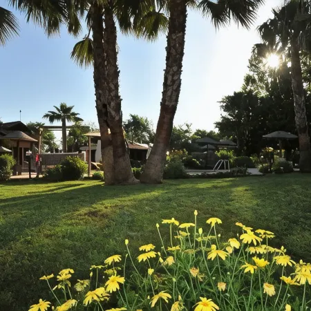 Grenadine Lodge