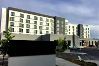 Courtyard Prince George
