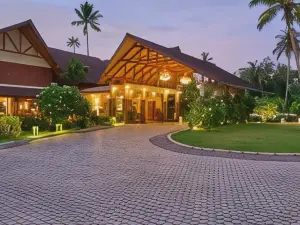 Popular Scenic Hotels in Kumarakom