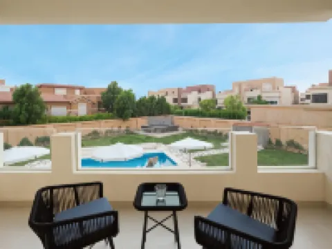 Seven Stays Zayed Hotels in Sheikh Zayed City