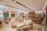 Artes Hotel - 4-Star