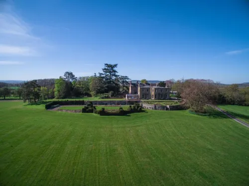 Burton Court Hotels in Pembridge