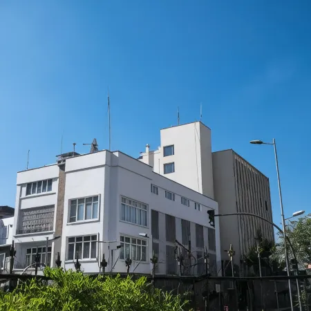 La Coupole Hotel