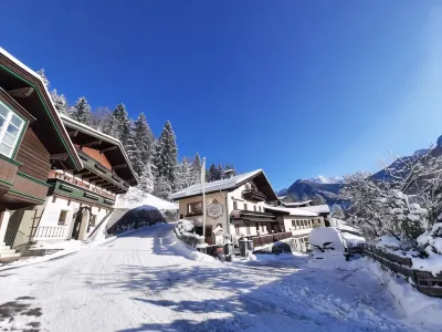 Forellenstube Hotels in der Nähe von Loferer Alm Bahn 2
