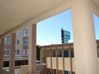 Alpha Inn and Suites Hotels near Lands End