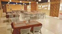 Hotel Dhruva-Solapur Pet Friendly - bar